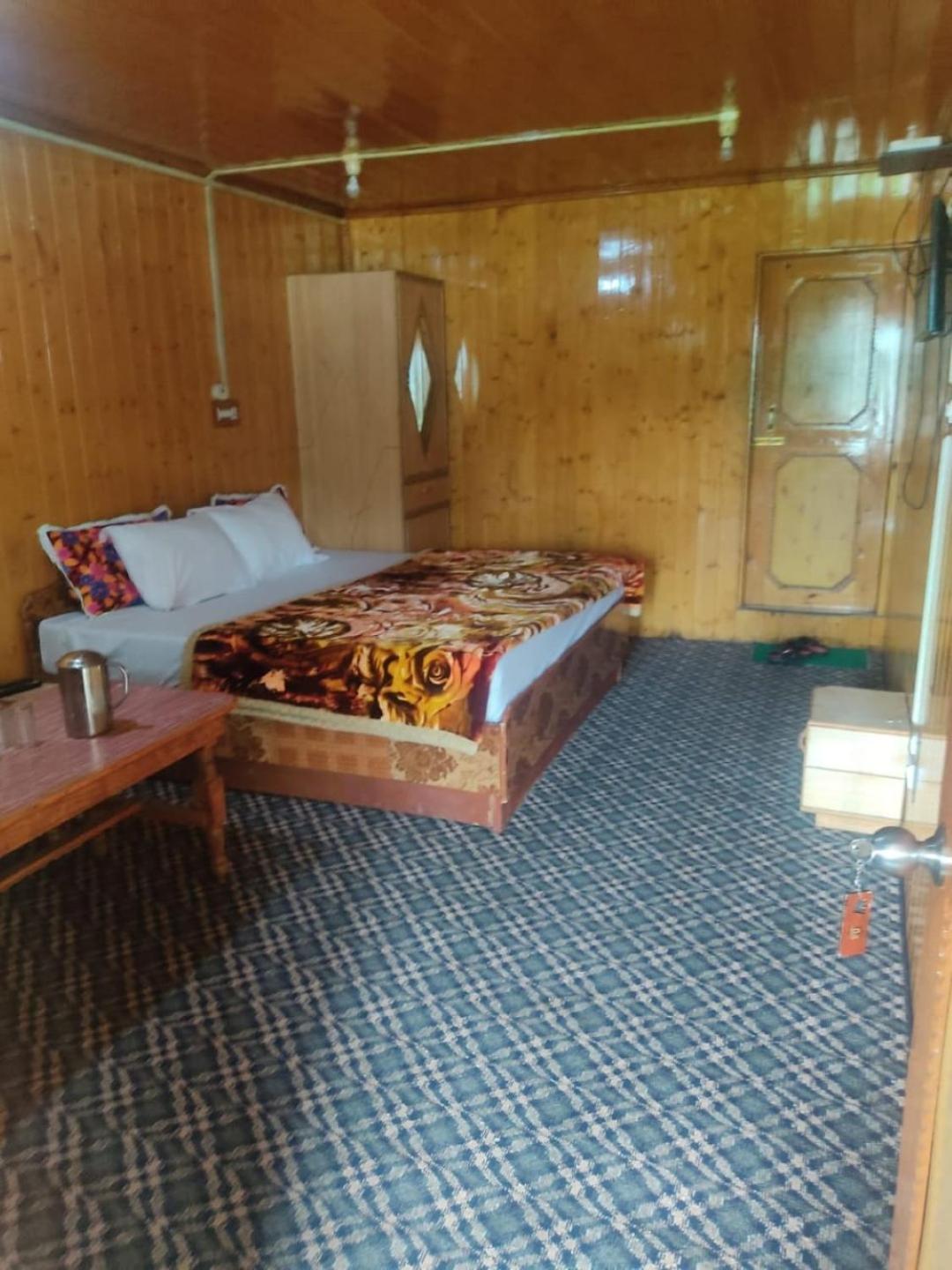 Roseland Cottage , Gulmarg Esterno foto