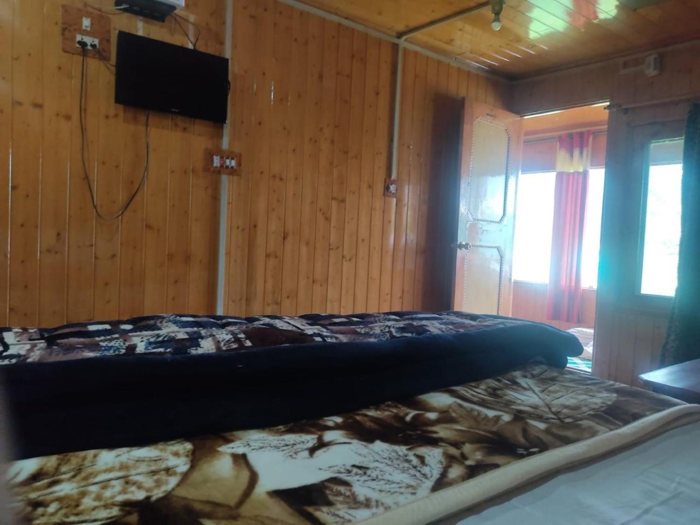Roseland Cottage , Gulmarg Esterno foto
