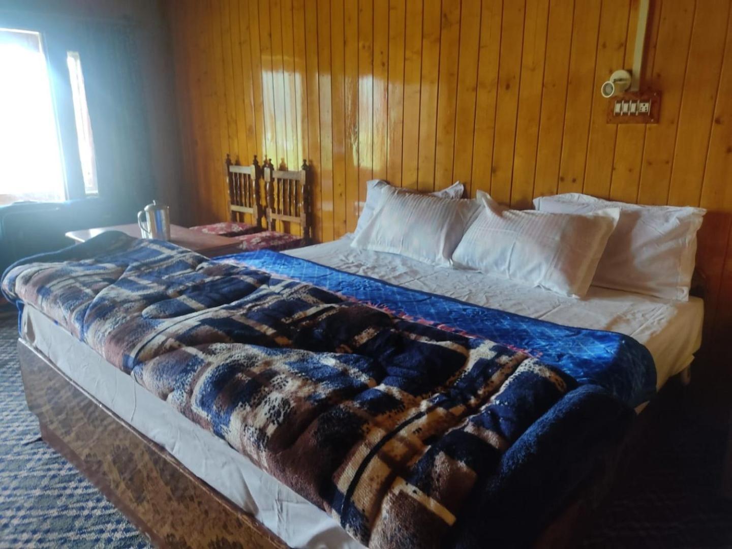 Roseland Cottage , Gulmarg Esterno foto
